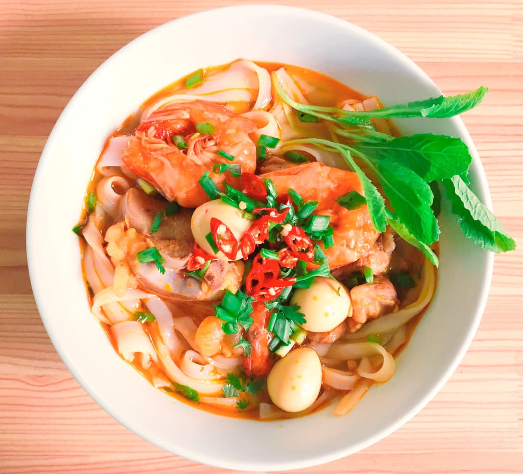 Vietnamese Cuisine as Food Therapy